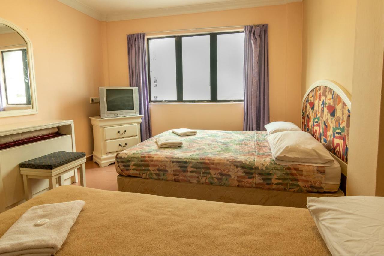 Hotel Grande Malacca Room photo